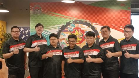 Persiapan Pemain Pok Mon Game Kartu Koleksi Dari Indonesia Menjelang