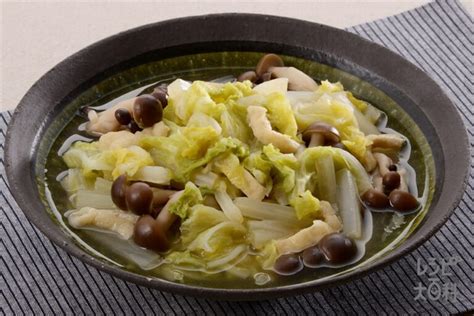 白菜と油揚げの煮物のレシピ・作り方｜レシピ大百科（レシピ・料理）｜【味の素パーク】 白菜やしめじを使った料理