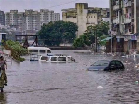 Andhra Pradesh Flash Floods Heavy Rain In Andhra Pradesh Bus Drowned In