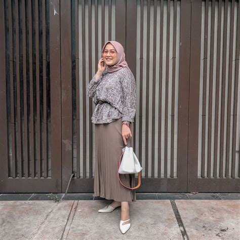 Tips Tampil Modis Dengan Hijab Buat Cewek Bertubuh Curvy