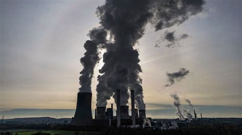 Klimakrise Weltweiter Kohleverbrauch auf Rekordniveau Rückgang ab