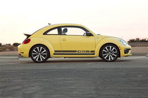 Новая машина Volkswagen Beetle 2014 - обои для рабочего стола, картинки ...