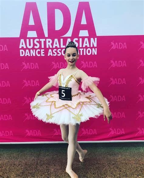 Fans discover amy ada secret background in professional dance 10