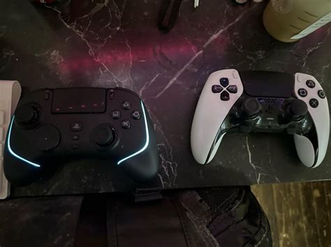 Dual sense Edge vs Razer WOLVERINE V2 PRO : r/playstation