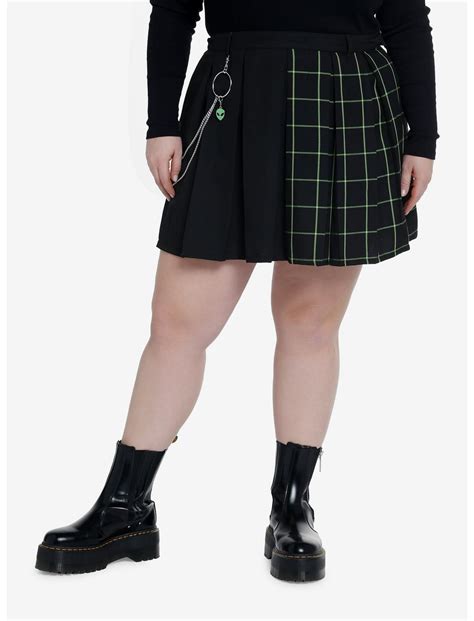 Social Collision Black And Green Grid Split Chain Skirt Plus Size Hot Topic