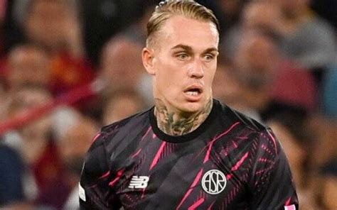 As Roma Rapporti Sempre Pi Tesi Con Karsdorp Il Calciatore Non Si