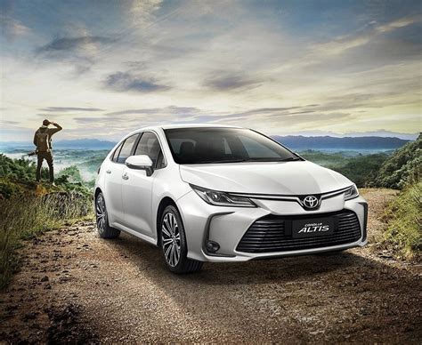 Bảng giá Toyota Corolla Altis namupdate thông số xe Phúc Việt oto cũ