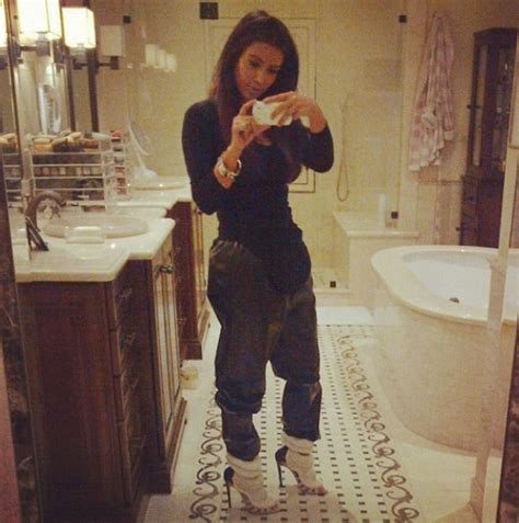 Kim Kardashians Sexiest Mirror Selfies Photos Black America Web