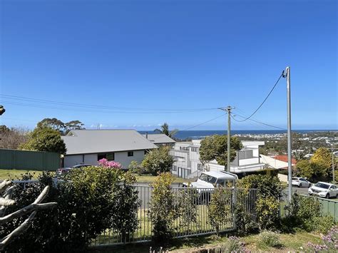 New Home to Age in place in Thirroul - Compass Architecture