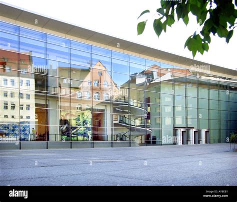 Neues Museum Moderne Kunst N Rnberg Fotos Und Bildmaterial In Hoher