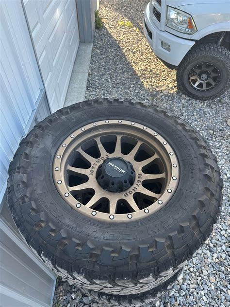 8x6.5 Method wheels and tires - Car Wheels, Tires & Parts - Salem, Utah