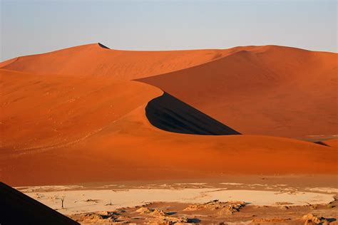 Dead Vlei Namib Naukluft Np Namibia 2005 William Nicholas Flickr