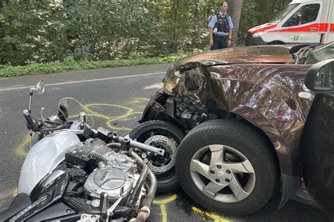 Schwerer Verkehrsunfall Auf Der B Zwischen Wulfen Und Deuten