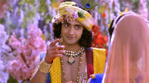 Pin By Novel 26 On Sumedh Vasudev Mudgalkar Fashion Lei Necklace