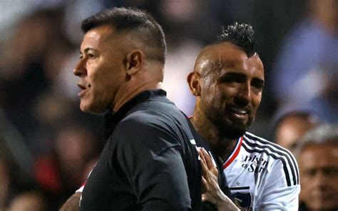 Arturo Vidal cuenta un secreto que le anticipó Almirón en Colo Colo