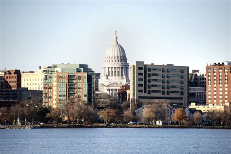 Madison lakes have thawed after historically short freezes - WPR