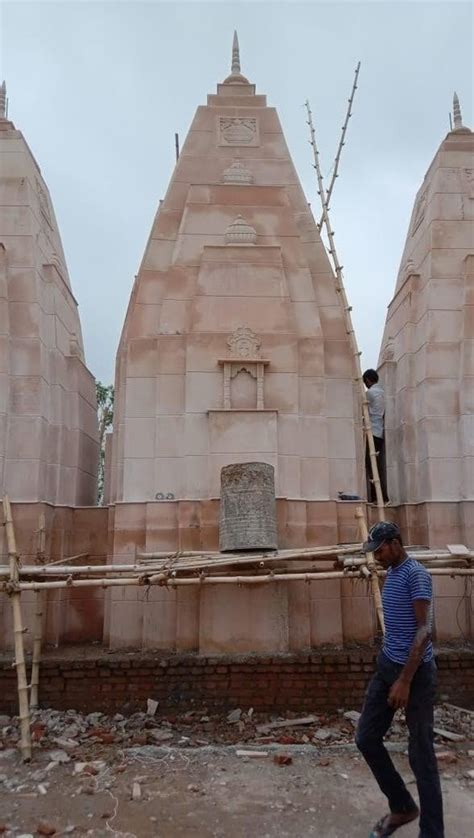 Brown Feet Sandstone Temple Shikhar At Rs In Dausa Id