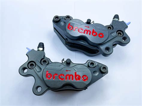 Brembo ปั๊มล่าง 4 หูชิดซิ่ง 4 Pot Cnc 40mm Right ขวา ของแท้ You