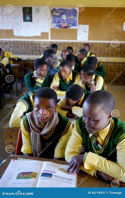 Overcrowded African Classroom Editorial Photo Image 56718931