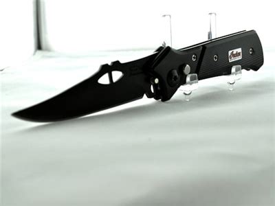 Have a Stunning Automatic Switchblade Knives - Mens Effects