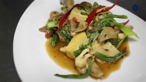 Stir Fried Spicy Bean Curd Mixed Vegetables And Hot Basil Leaves