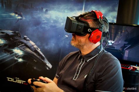 Oculus Rift Hd And Eve Valkyrie Hands On With The Duo Made For Each Other