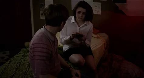 Maisie Williams The Falling Celebrity Porn Xhamster