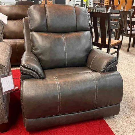 Logan Flexsteel Recliner - Fenton Home Furnishings