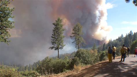 Video: Mosquito Fire flare-up shoots column of smoke into air