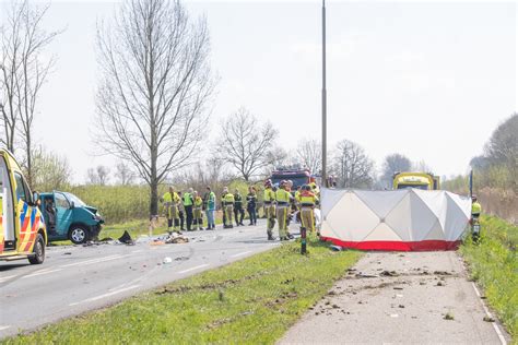 Dode En Twee Gewonden Bij Ernstig Ongeval Op N Tussen Vuren En