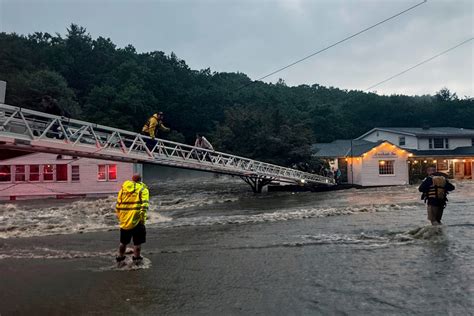 Connecticut Floods Leave 2 Dead And Over 100 Evacuated State Of