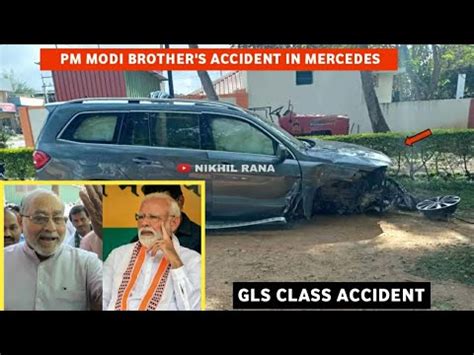 Pm Narendra Modi S Brother Car Accident In Mysore Prahlad Modi