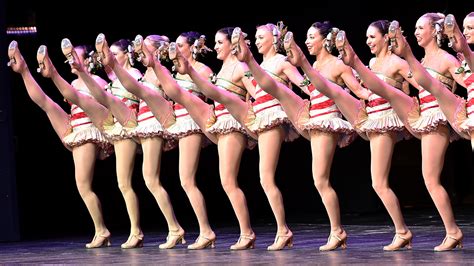 Dancer Born With One Hand Makes Radio City Rockettes History Nbc New York