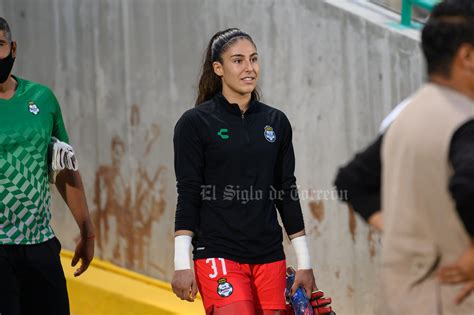 Guerreras Del Santos Laguna Golean Al Cruz Azul En El Estadio Corona