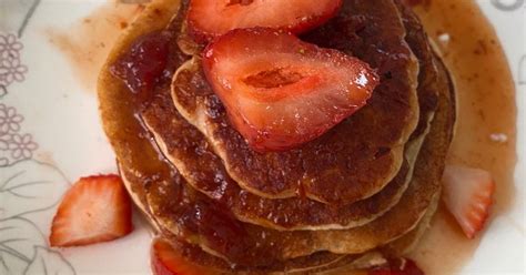 Hot Cakes De Queso Manchego Y Coulis De Fresa Y Chipotle Receta De Nina Ramirez Cookpad