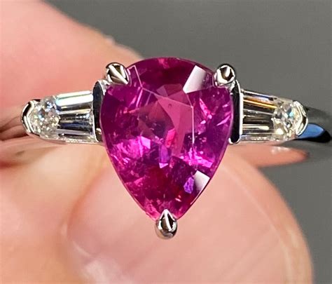 Stunning Unheated Ctw Vivid Red Burmese Ruby G Vvs Diamond Ring