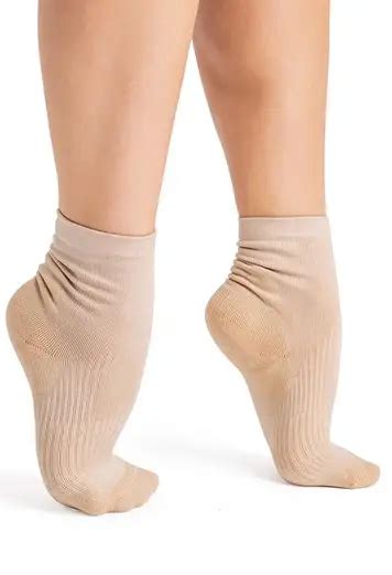 Capezio H LifeKnit Sox Nude Beam Barre