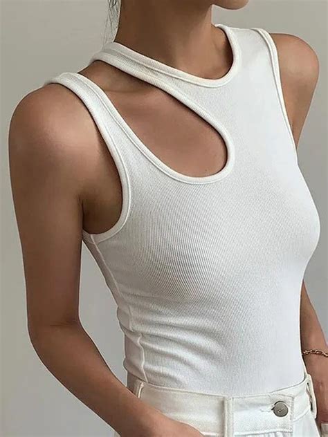 Emmiol Free Shipping 2023 Asymmetric Cutout Crop Tank Top White M In