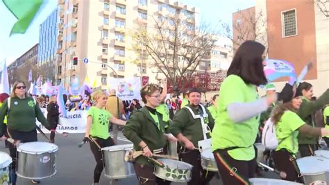 Alrededor De Mil Personas Se Manifiestan En Madrid Contra Las Reformas