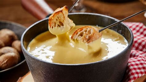 Fondue De Quesos Una Receta Cl Sica De La Cocina Francesa Con Un Sabor