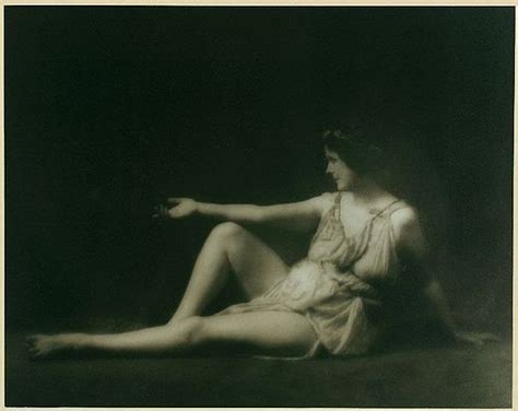 Angela Isadora Duncan May 27 1877 September 14 1927 Danza