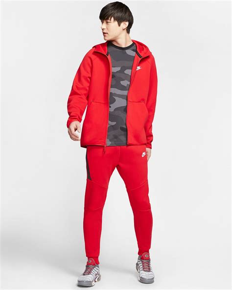 Nike Air Force 1 Triple Red Clothing Match | SneakerFits.com