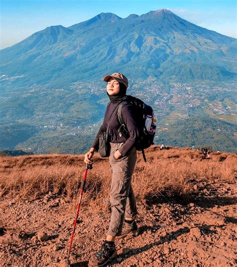 Pendakian Gunung Di Kawasan Taman Hutan Raya Tahura R Soerjo Ditutup