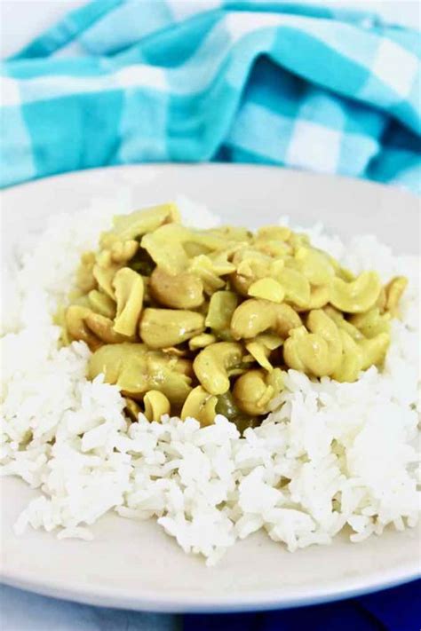 Kaju Maluwa Cashew Curry Traditional Sri Lankan Recipe Flavors