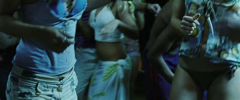 Turistas Nude Pics Seite