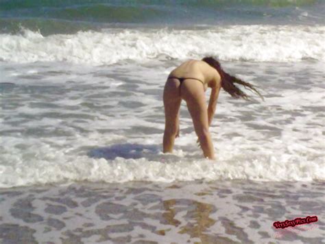 Brunette Romanian Babe At Homemoviestube