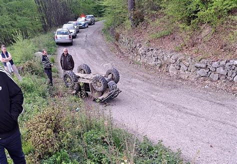 Un tânăr a murit după ce s a izbit cu ATV ul de un parapet de pe