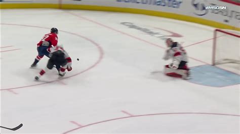 Evgeni Kuznetsov Scores Vs Devils And Does The Bird Celebration Jan