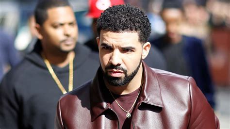 Spotify Removes Ai Generated Song Faking Drake And The Weeknd