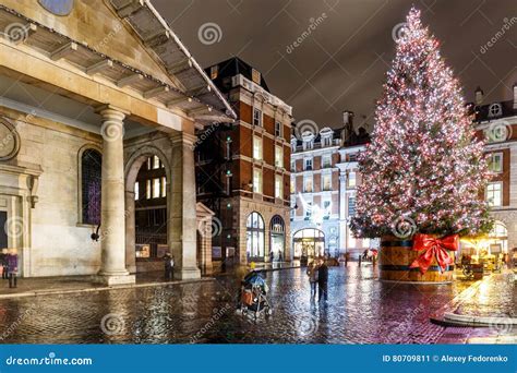 Christmas Lights 2016 in Covent Garden, London Editorial Photo - Image ...